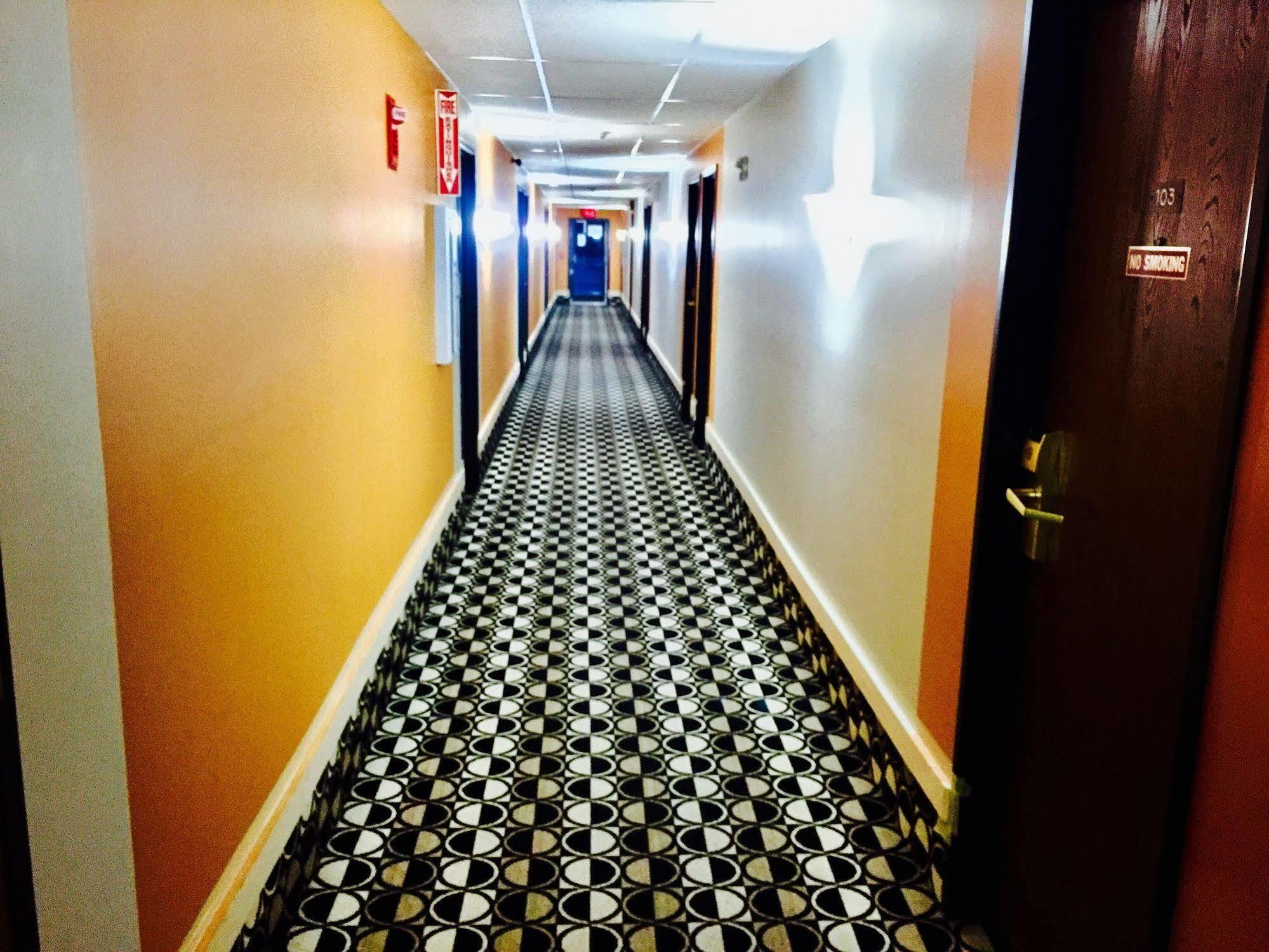 Lyons Inn Εξωτερικό φωτογραφία